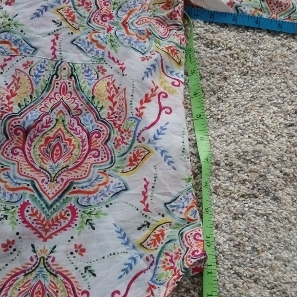 Woman's Paisley Button, M - Picture 3 of 6